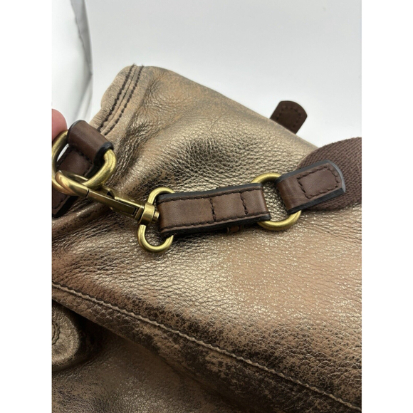 Fossil Explorer XL Metallic Leather Fold Over Crossbody Hobo Tote Shoulder Bag - Picture 7 of 11